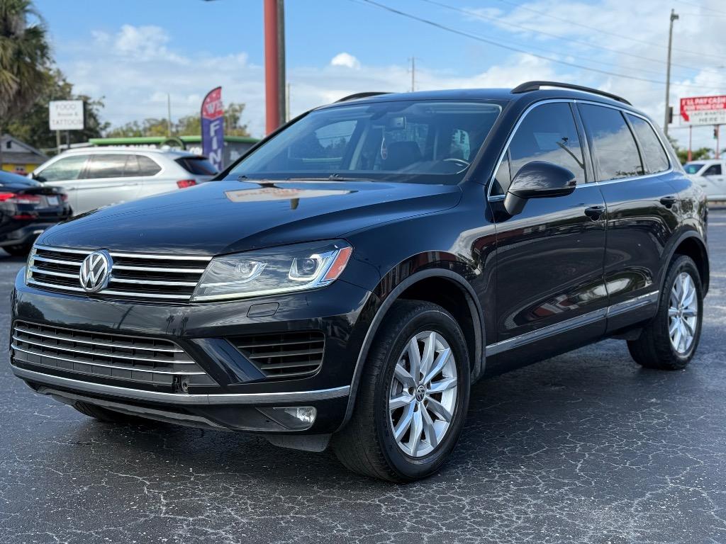 2015 Volkswagen Touareg Sport