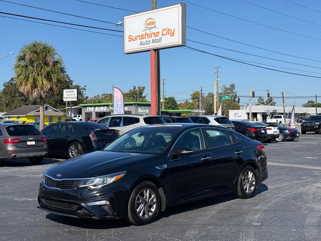 2020 Kia Optima LX's photo